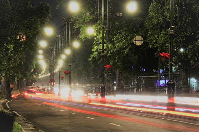 ilustrasi foto jalanan kota Bandung oleh pixabay.com