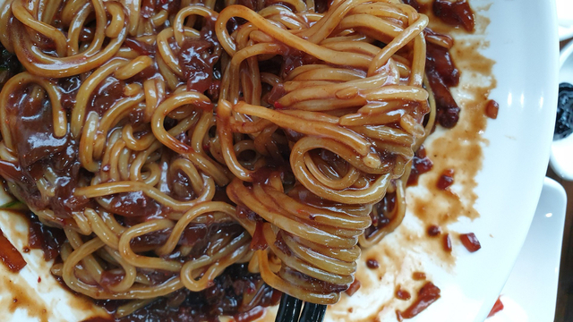 Penggemar Drakor? Yuk, Intip 3 Resep Makanan Populer Asal Negeri Gingseng Ini! (70386)