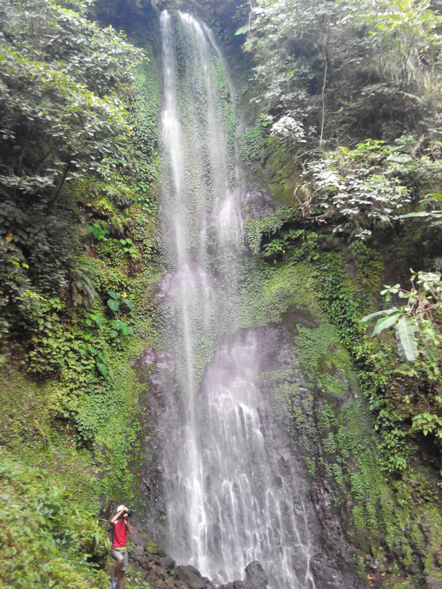 Air terjun Sepapa Kiri di Kubu Perahu, TNBBS. Foto: Harley Sastha