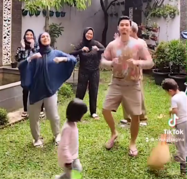 Potret 5 Selebritis Tanah Air saat Berolahraga Bersama Keluarga (321208)