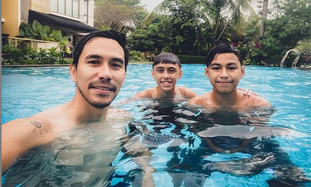 Potret 5 Selebritis Tanah Air saat Berolahraga Bersama Keluarga (321210)