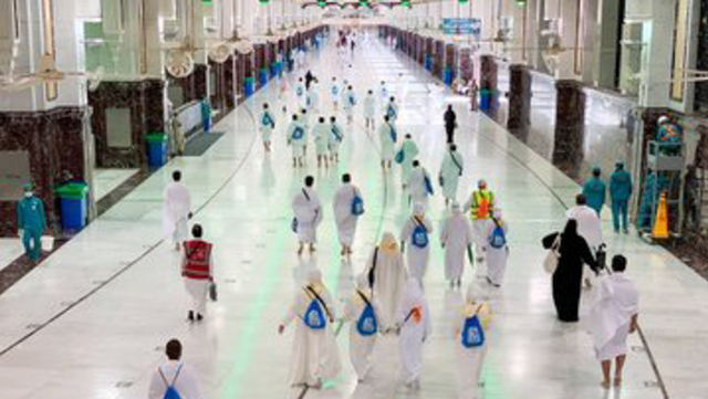 Jemaah Haji 2021 Mulai Berdatangan ke Masjidil Haram, Begini Suasananya (274947)