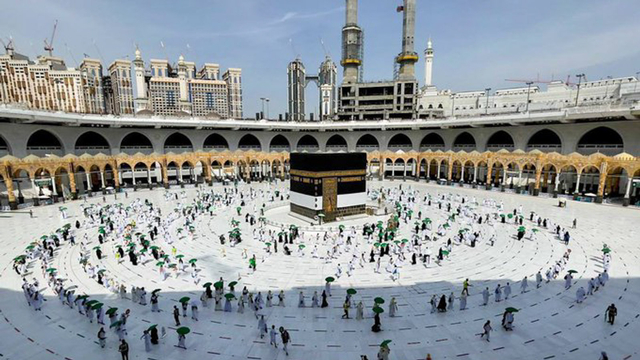 Jemaah Haji 2021 Mulai Berdatangan ke Masjidil Haram, Begini Suasananya (274946)