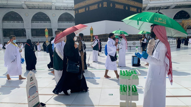 Jemaah Haji 2021 Mulai Berdatangan ke Masjidil Haram, Begini Suasananya (274942)