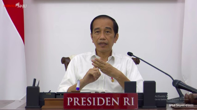 Pengantar Presiden Joko Widodo pada Rapat Terbatas Evaluasi PPKM Darurat, Istana Merdeka, 16 Juli 2021. Foto: Youtube Sekretariat Presiden 