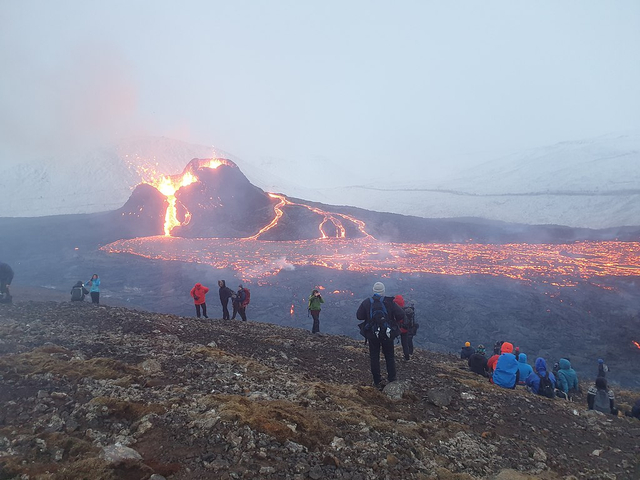 Erupsi gunung berapi Fagradalsfjall di Islandia pada Maret tahun 2021 | Wikimedia Commons/Berserkur (CC)