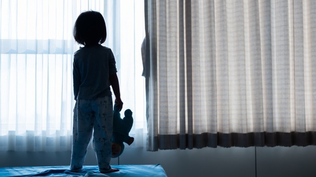 Cara Jelaskan ke Anak soal Berita Duka Akibat COVID-19 (39899)