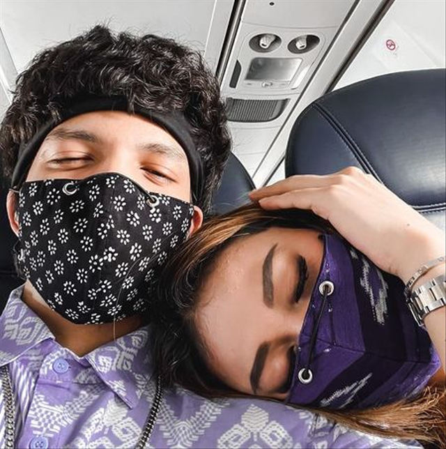 Momen 7 Seleb Memotret Istrinya Saat Tidur, Jahil tapi So Sweet (262733)