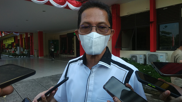 Wakil Wali Kota Batam, Amsakar Achmad. Foto: Zalfirega/kepripediam.com.