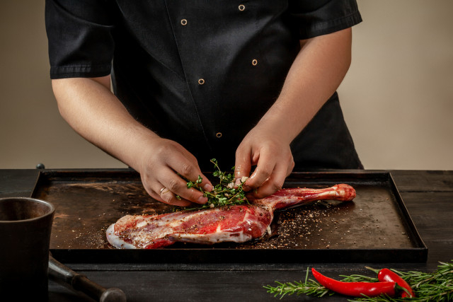 7 Tips Mengolah Daging Kambing Agar Empuk untuk Menu Idul Adha (35234)