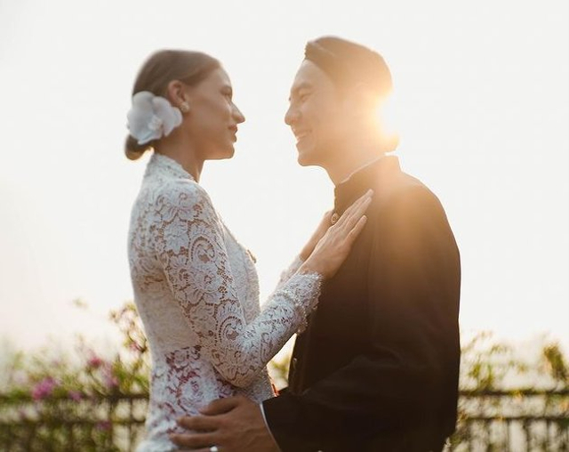 6 Momen Daniel Mananta dan Istri Ucap Ulang Janji Pernikahan di Borubudur (10274)