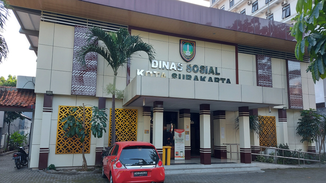 Kantor Dinas Sosial Kota Solo.