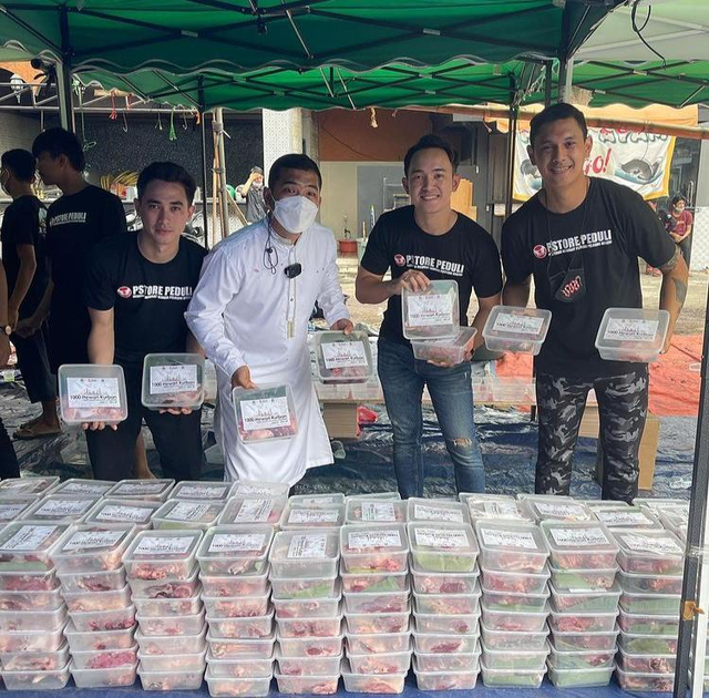 Sembelih 1.100 Hewan Kurban, Putra Siregar Pecahkan Rekor MURI (38171)