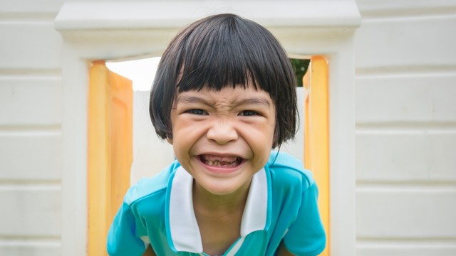 10 Penyebab Umum Kerusakan Gigi Anak (4910)