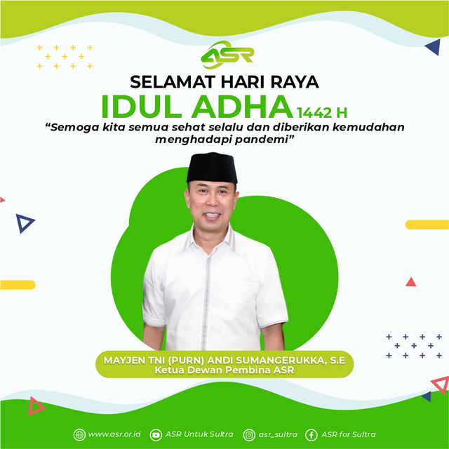 Foto: Idul Adha, Brimob Polda Sultra Bagikan 560 Kantong Daging Sapi (707621)