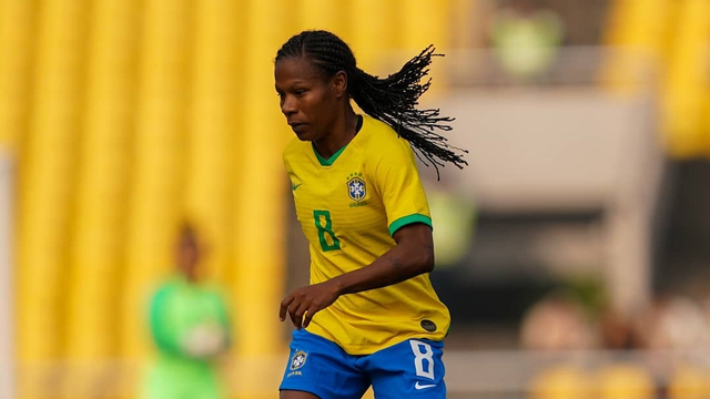 Pesepak Bola Wanita 43 Tahun Asal Brasil Pecahkan Rekor di Olimpiade 2020 (27704)