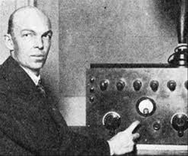 Menilik Sejarah Penemuan Radio di Dunia (166716)