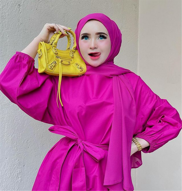 7 Potret Herlin Kenza, Selebgram Asal Aceh yang Viral Akibat Timbulkan Kerumunan (357780)