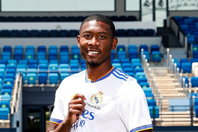 David Alaba saat diperkenalkan Real Madrid. Foto: Instagram/@realmadrid