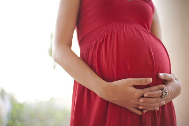 Kisah Ibu Lahirkan Bayi Orang Lain Akibat Embrio Tertukar saat Proses IVF (96231)