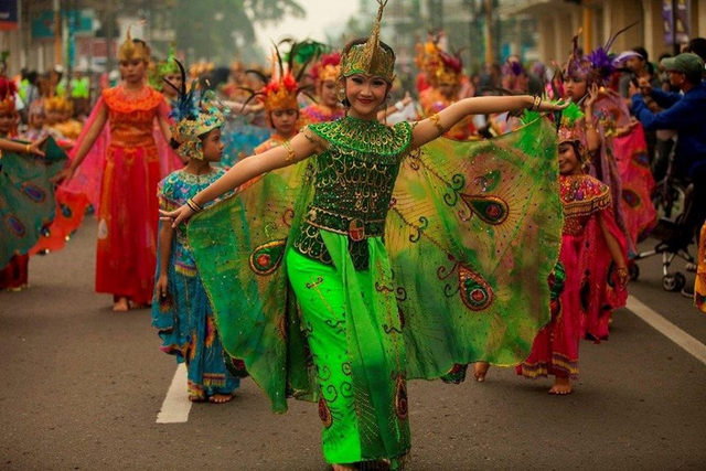 Fungsi Tari Merak, Tarian Sambutan hingga Menjadi Ikon Budaya (30445)