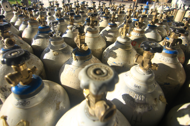 Foto: Stok Gas Oksigen di Sumbar Kosong (95956)
