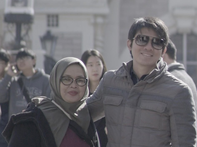 Irwansyah dan ibunya. Foto: Instagram/irwansyah_15