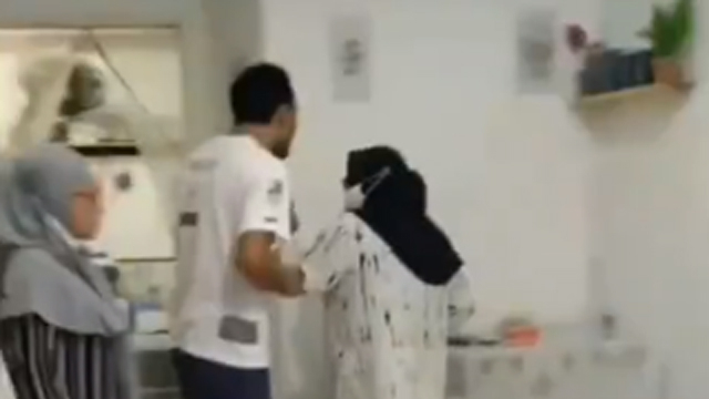 Viral, Istri Hamil Gerebek Suaminya yang Lagi Berduaan dengan Pramugari di Kamar (8037)