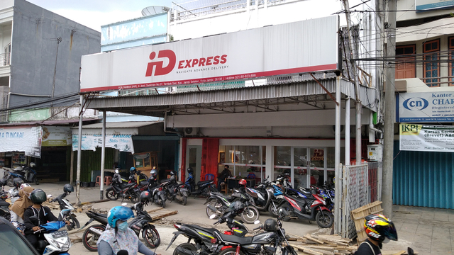 Kantor Id Express yang berada di Kota Jambi. (Foto: M Sobar Alfahri/Jambikita.id)