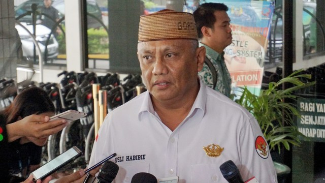 Gubernur Gorontalo Rusli Habibie.  Jumat 23/7/. Foto: Jamal Ramadhan/kumparan