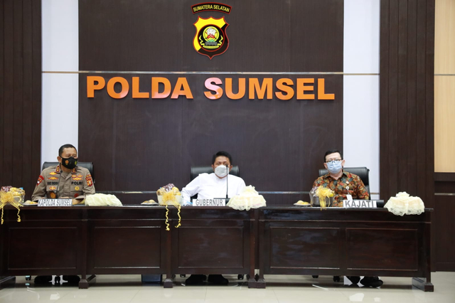 Rapat koordinasi Gubernur Sumsel, Polda Sumsel dan Kejati. Foto: Istimewa