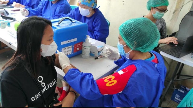 Vaksinasi COVID-19 di Kota Manado, Sulawesi Utara