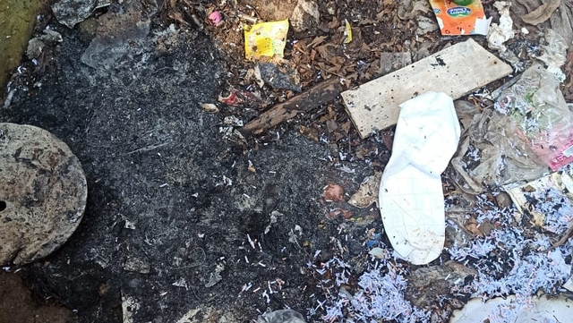 Bekas jarum suntik dibuang di tempat sampah umum di Depok. Foto: Dok. Istimewa