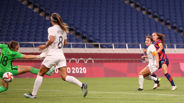 Pertandingan sepak bola wanita antara Amerika Serikat vs Selandia Baru pada pertandingan Olimpiade Tokyo 2020 melawan Selandia Baru di Stadion Saitama, Saitama, Jepang. Foto: Molly Darlington/Reuters