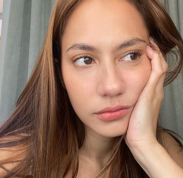 9 Artis yang Kerap Tampil Tanpa Makeup dan Tetap Mempesona (40382)