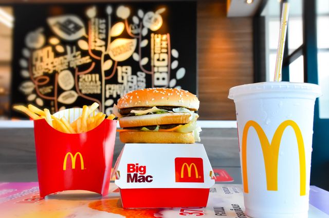 Ilustrasi menu di McDonald's. Foto: Shutterstock