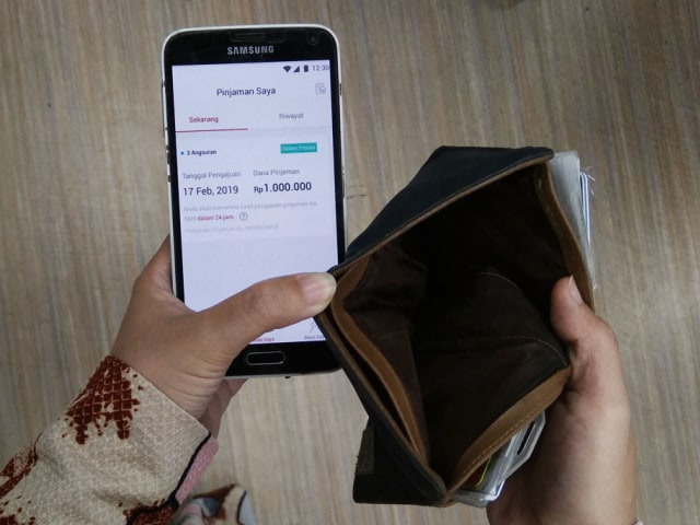 Aplikasi Pinjaman Online Terbaik, Ini 4 Alternatifnya | kumparan.com