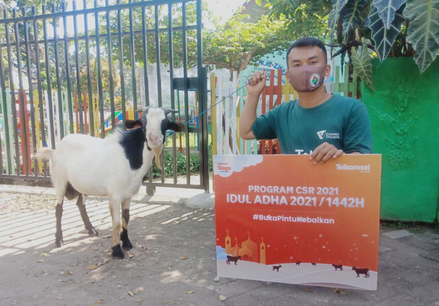Kolaborasi Kebaikan, Telkomsel Gandeng Dompet Dhuafa Salurkan Kurban (786486)