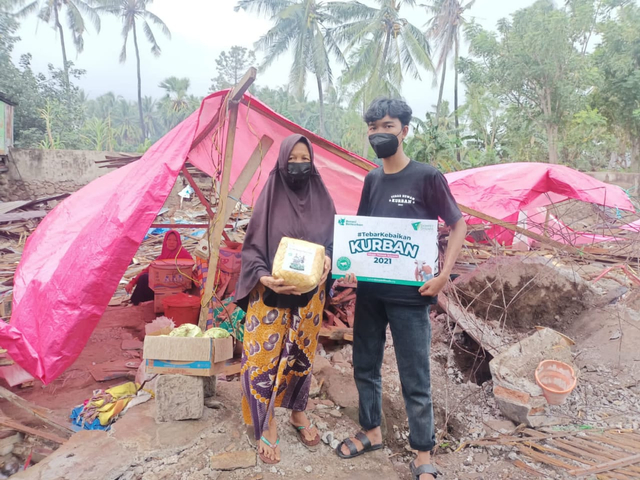 Dompet Dhuafa Sulsel Tebar Hewan Kurban Hingga Ke Wilayah Terdampak Bencana Alam (44699)