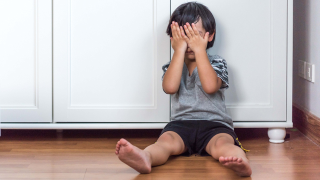 Ilustrasi anak takut. Foto: Shutter Stock