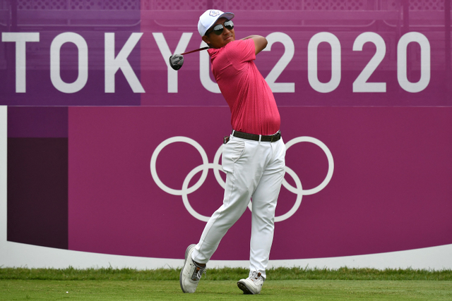 Pegolf Taiwan di Olimpiade 2020 Ini Jadikan Istrinya Sebagai Caddy (113141)