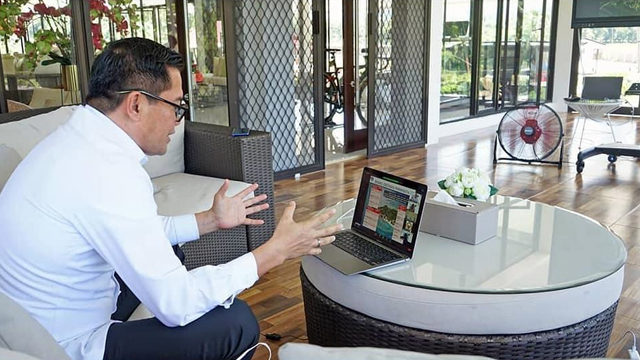 Bupati Minut, Joune Ganda, rapat virtual bersama BPK Perwakilan Sulawesi Utara, di mana dirinya memaparkan strategi penganggaran untuk pariwisata
