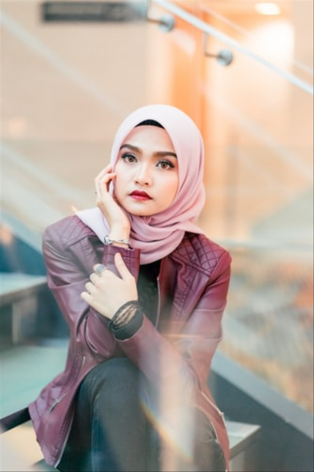 6 Gaya Hijab Trendi Terbaru, Hijaber Milenial Harus Tau (769641)