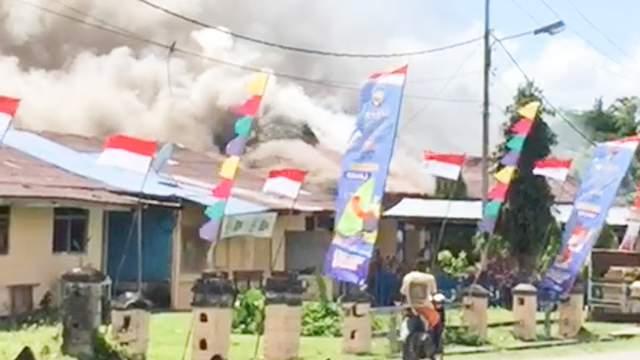 Pembakaran Polsek Nimboran di Kabupaten Jayapura. (Dok istimewa) 