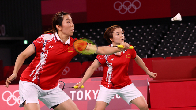 Chen Qingchen dan Jia Yifan. di Tokyo. Foto: REUTERS