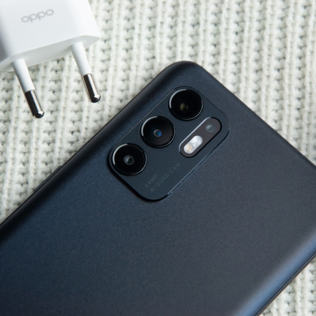 Review Oppo Reno 6: HP Rp 5 Jutaan Desain Cantik, Kamera Ciamik (60117)