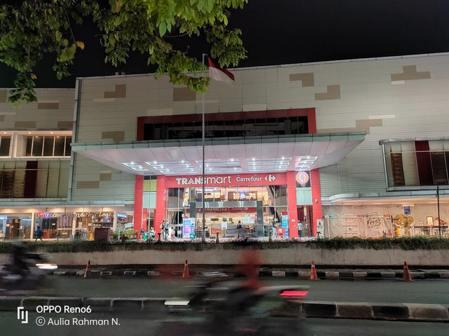 Review Oppo Reno 6: HP Rp 5 Jutaan Desain Cantik, Kamera Ciamik (60105)