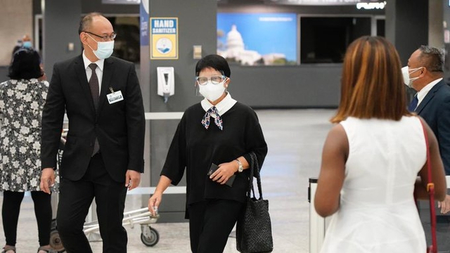 Menlu Retno Marsudi tiba di Amerika Serikat Foto: Twitter Kementerian Luar Negeri RI