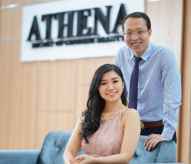 Dokter Richard Lee bersama sang istri/topreneur.id