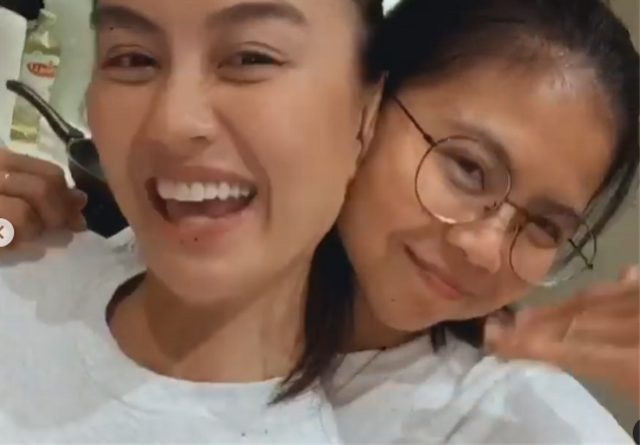 7 Potret Persahabatan Agnez Mo dan Greysia Polii (66539)